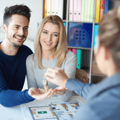 como-te-puede-ayudar-un-agente-inmobiliario-1